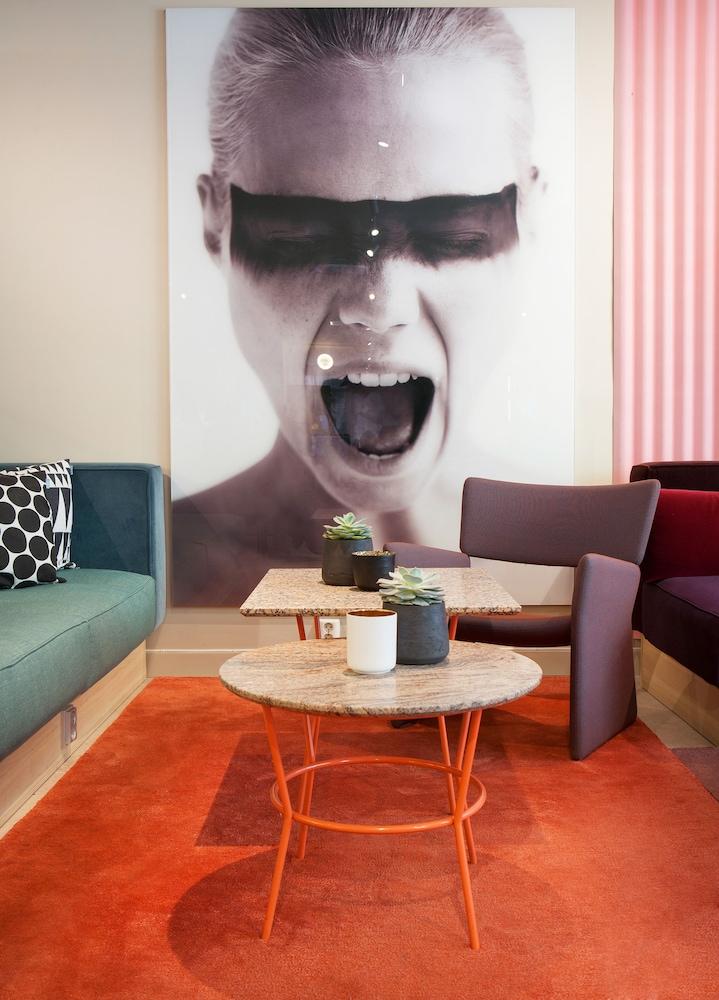 Scandic Karl Johan Oslo Exterior photo